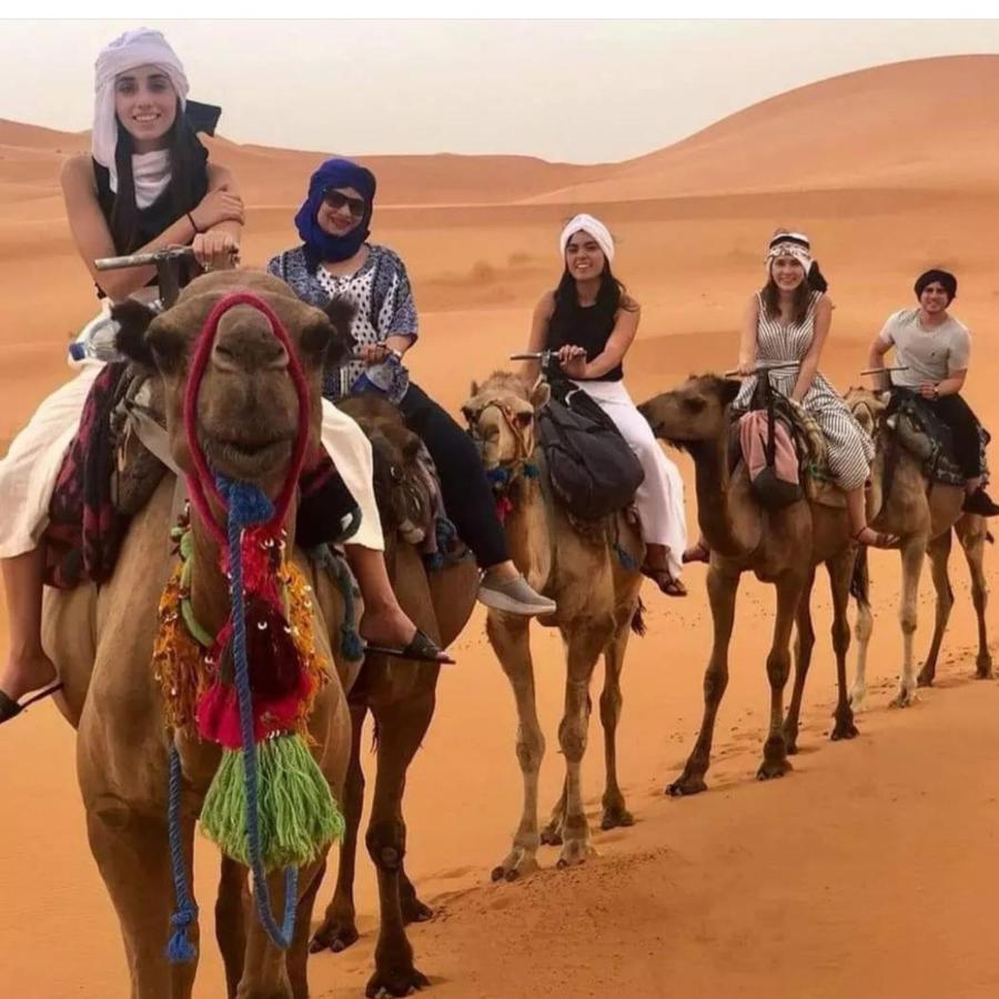 Erg Chebbi Camel Trek Camp Hotel เมอร์ซูกา ภายนอก รูปภาพ